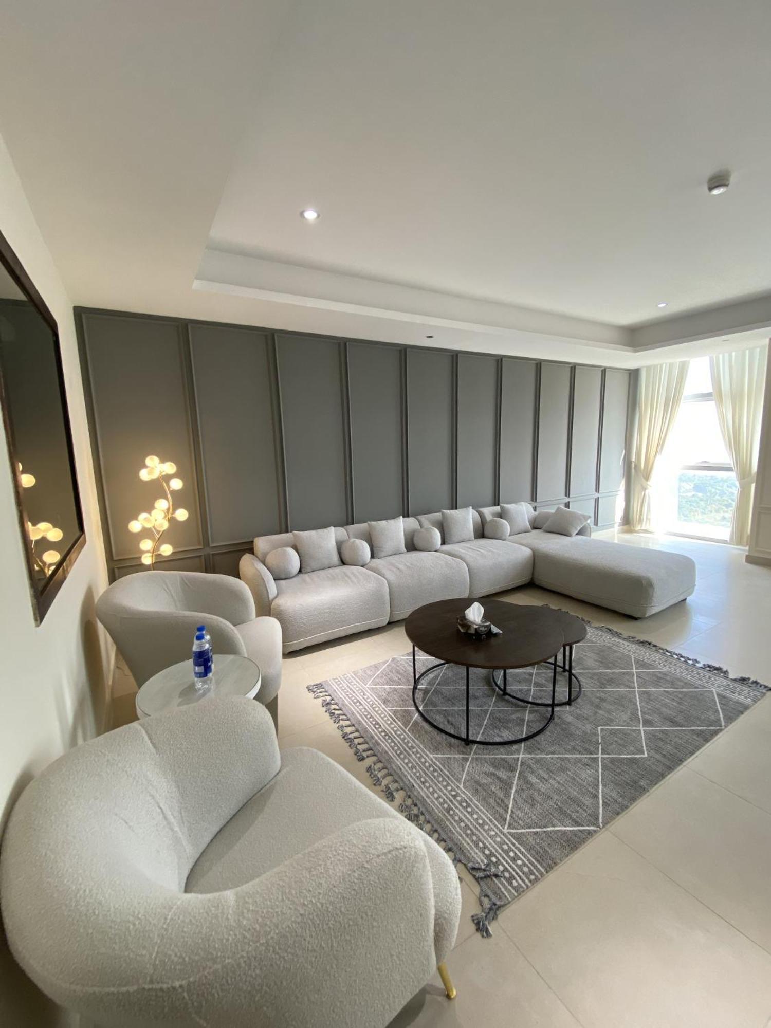 One Constitution Avenue - Apartments By Superhost Stays イスラマバード 部屋 写真